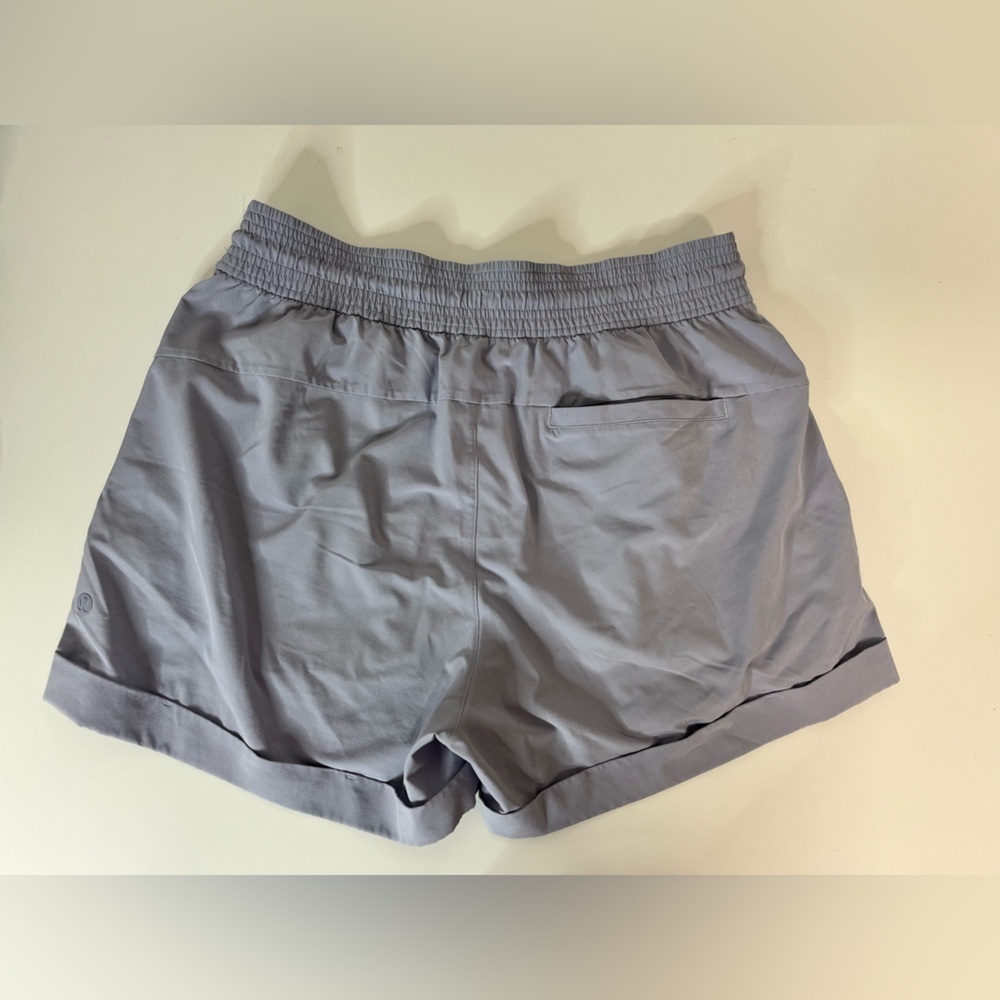 Lululemon Spring Break Away Short *4-way Stretch 3"
Berry Mist - Picture 4 of 7